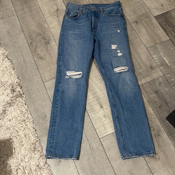 Levi's Premium 501 Original Straight Jeans  Athens Crown Medium Wash Des… - Picture 3 of 8